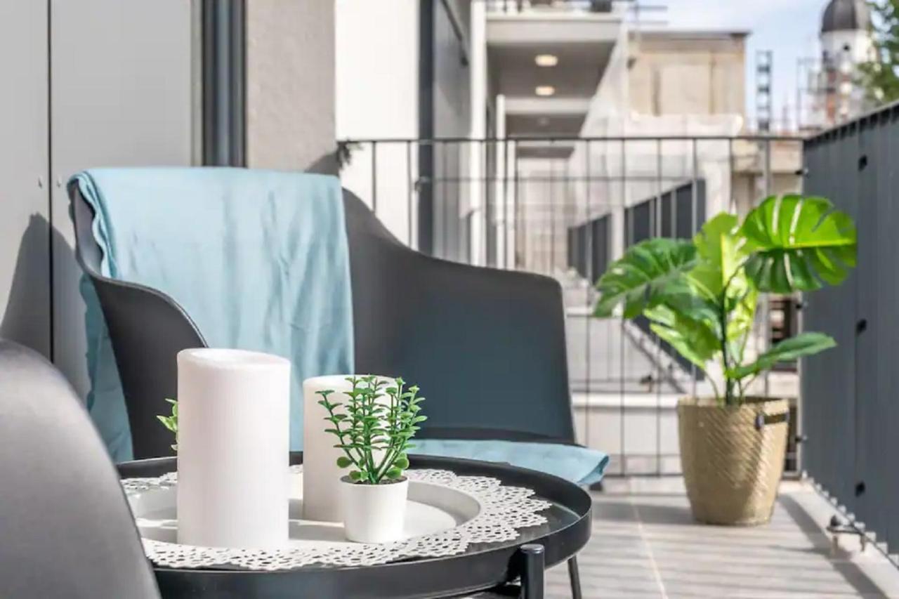 Brand New Modern Apartment-2 Rooms-Balcony-Garage Budapest Bagian luar foto