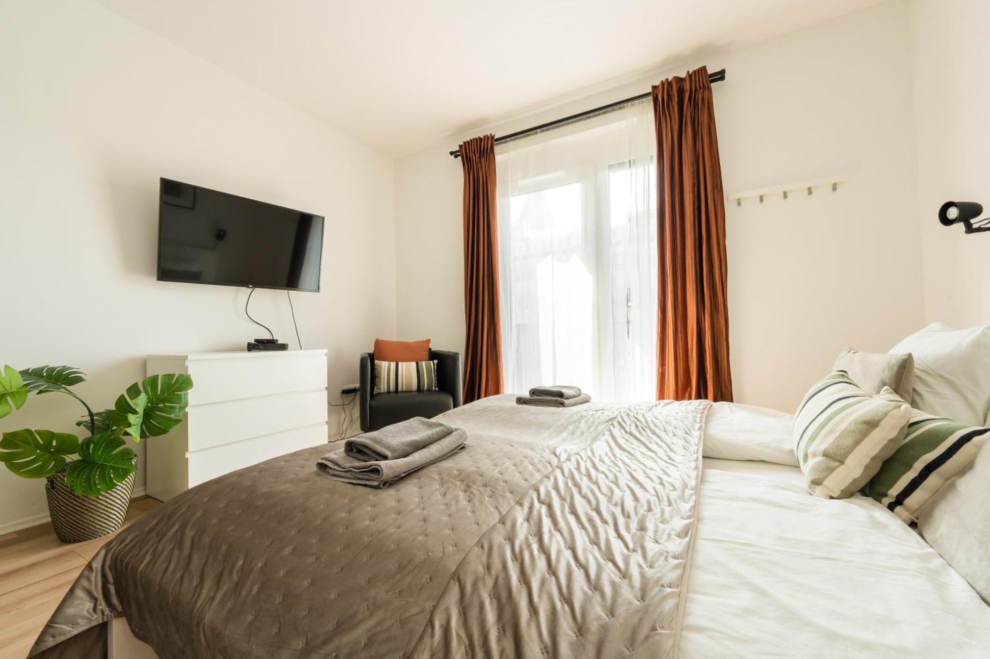 Brand New Modern Apartment-2 Rooms-Balcony-Garage Budapest Bagian luar foto