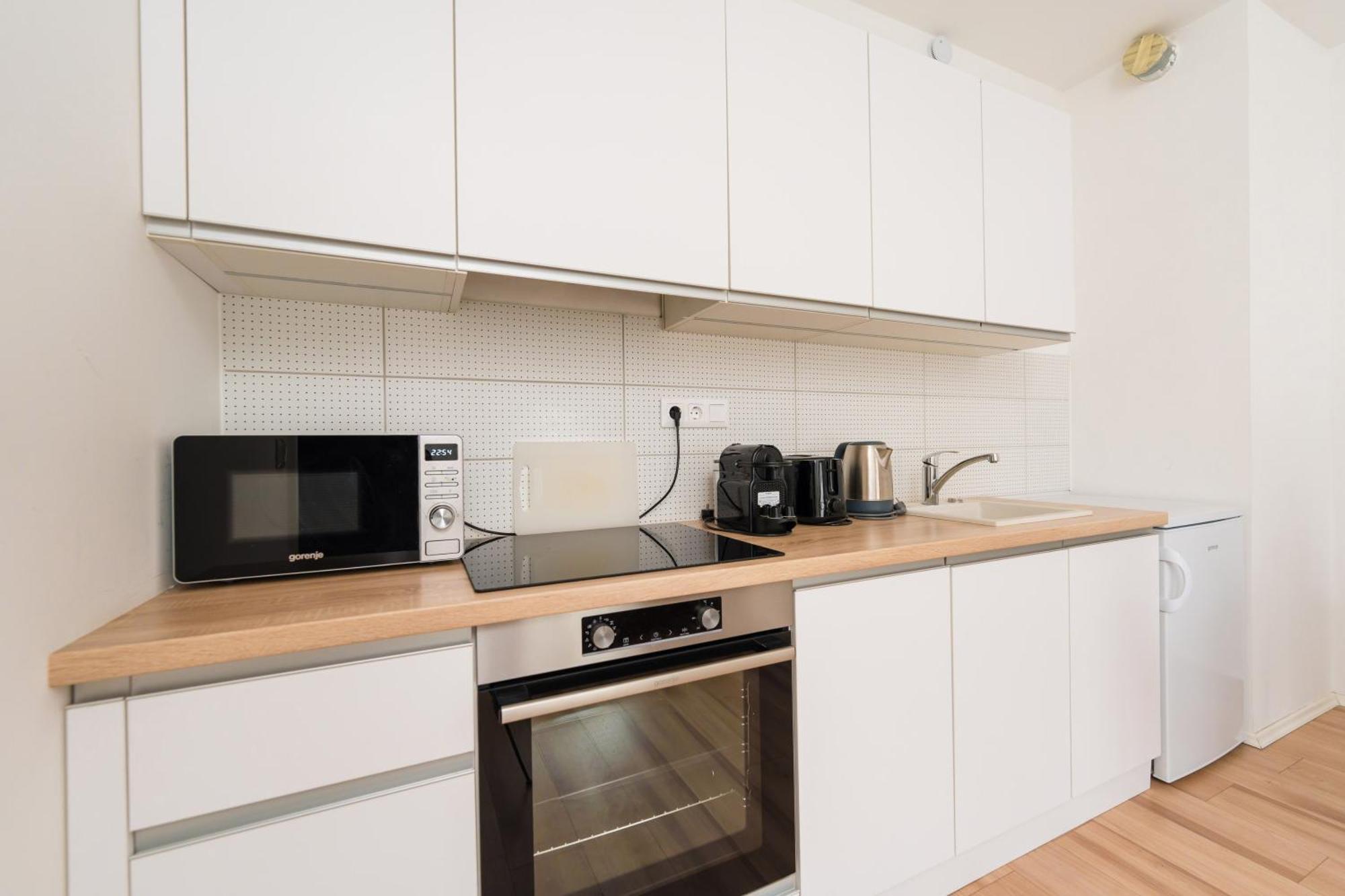 Brand New Modern Apartment-2 Rooms-Balcony-Garage Budapest Bagian luar foto