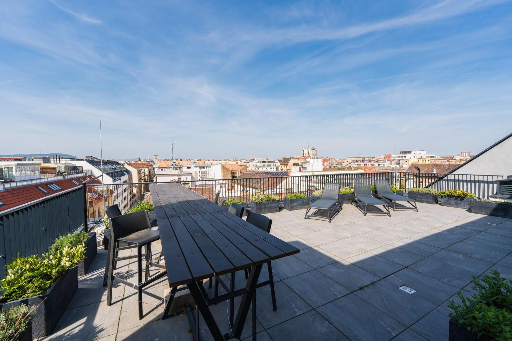 Brand New Modern Apartment-2 Rooms-Balcony-Garage Budapest Bagian luar foto
