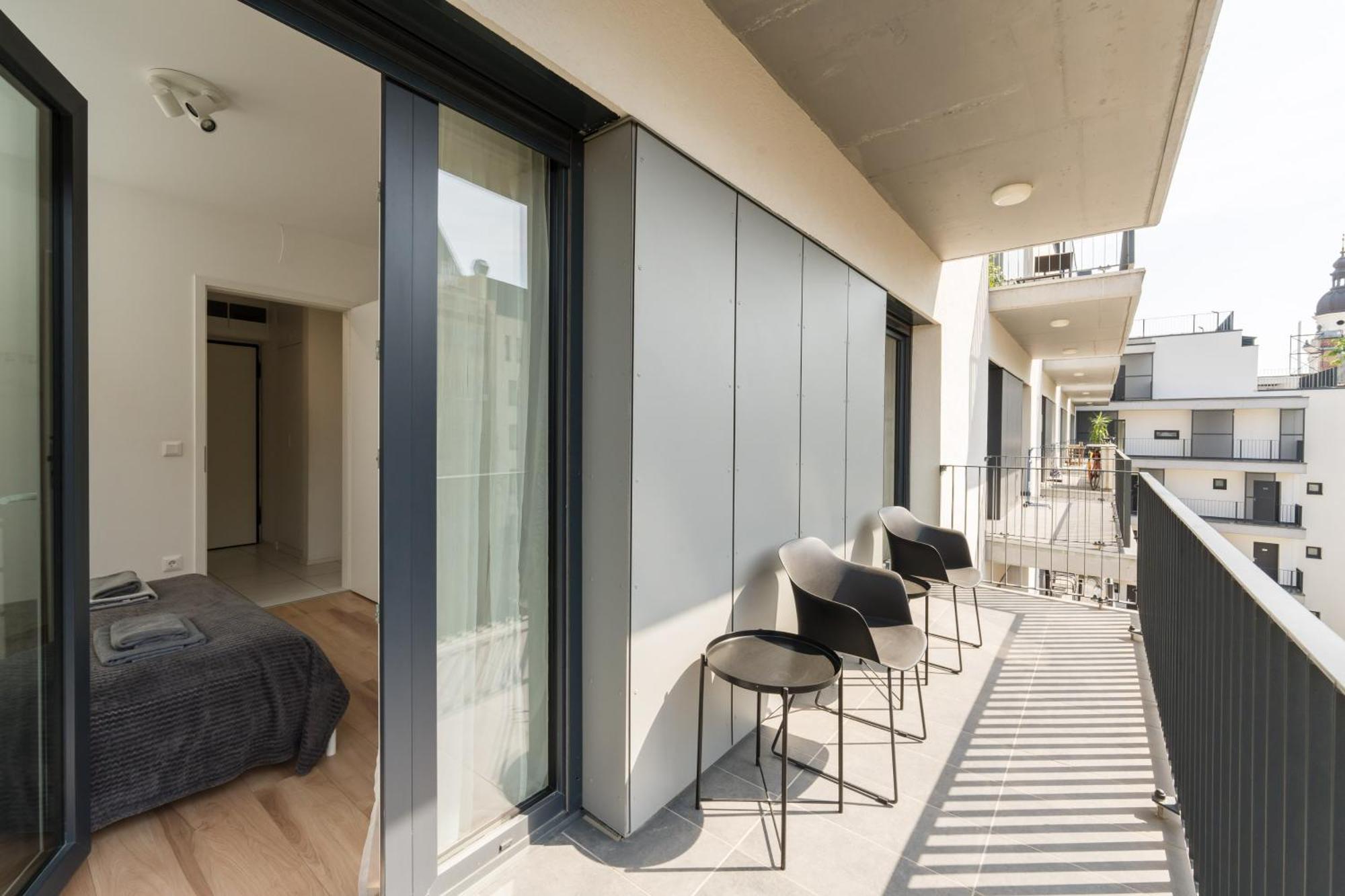 Brand New Modern Apartment-2 Rooms-Balcony-Garage Budapest Bagian luar foto