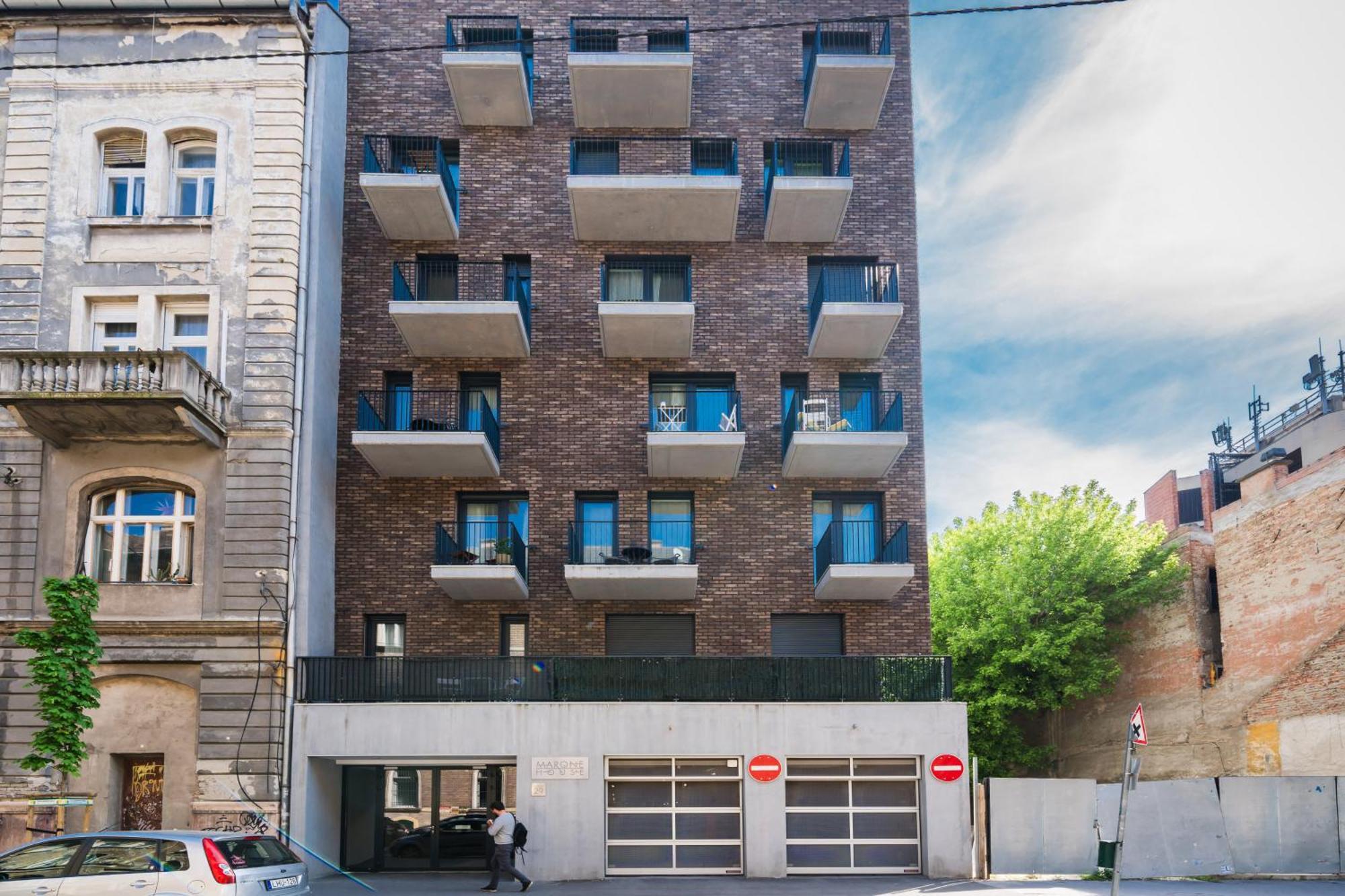 Brand New Modern Apartment-2 Rooms-Balcony-Garage Budapest Bagian luar foto